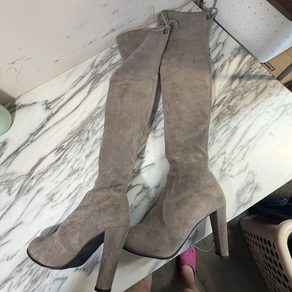Stuart Weitzman stuart weitzman