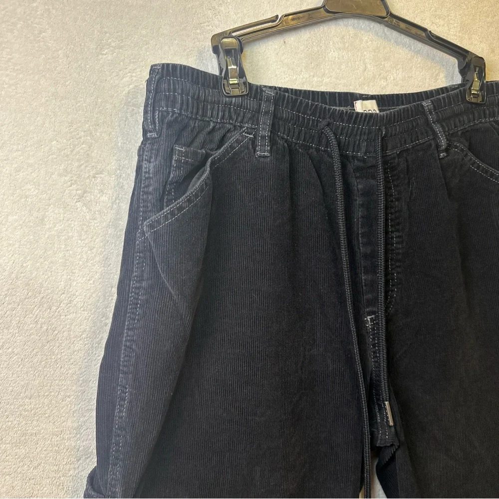 BDG comfortable dark