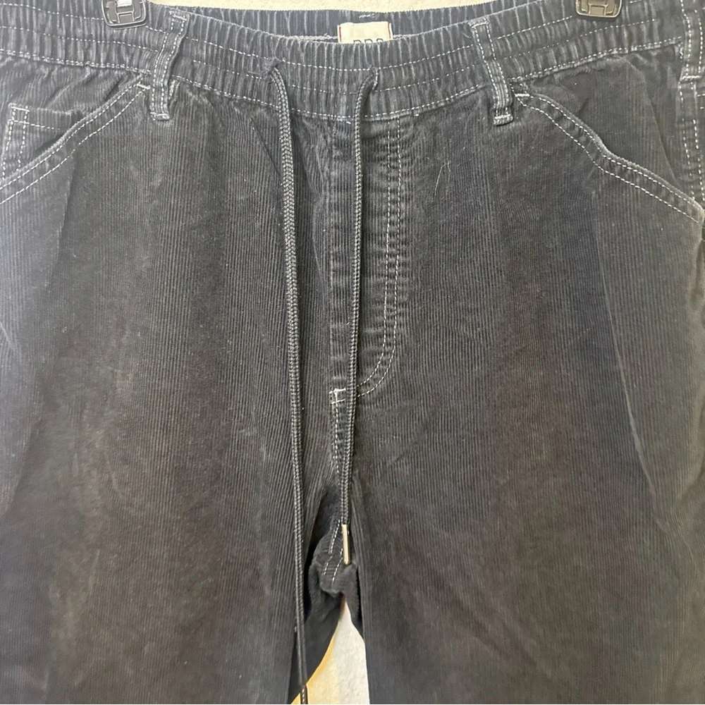BDG comfortable dark