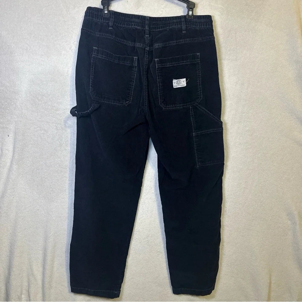 BDG comfortable dark