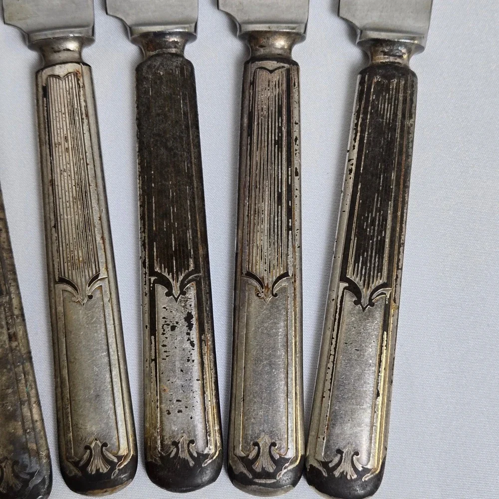 WM‎ Rogers MFG Co Stainless Butter Knives, Set of 9, Vintage 9.5