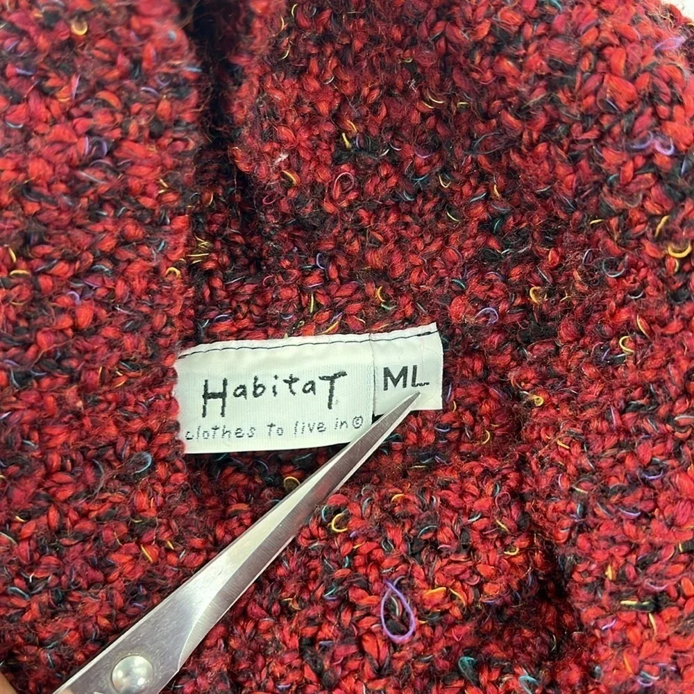 Habitat this red