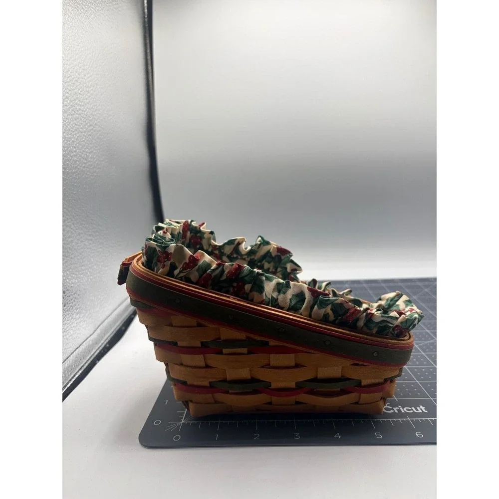 Longaberger 1999 Small Slanted Basket with Holly Liner and Plastic Protector