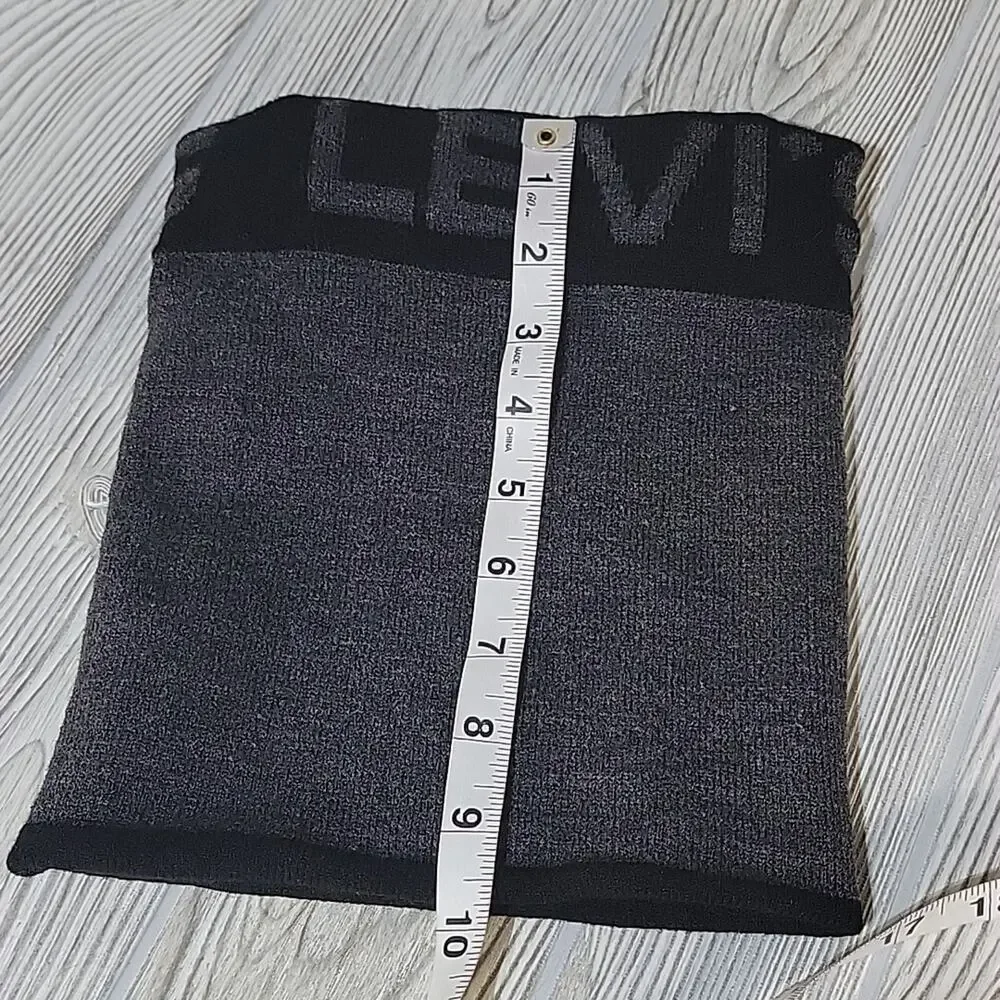 Levis pre owned