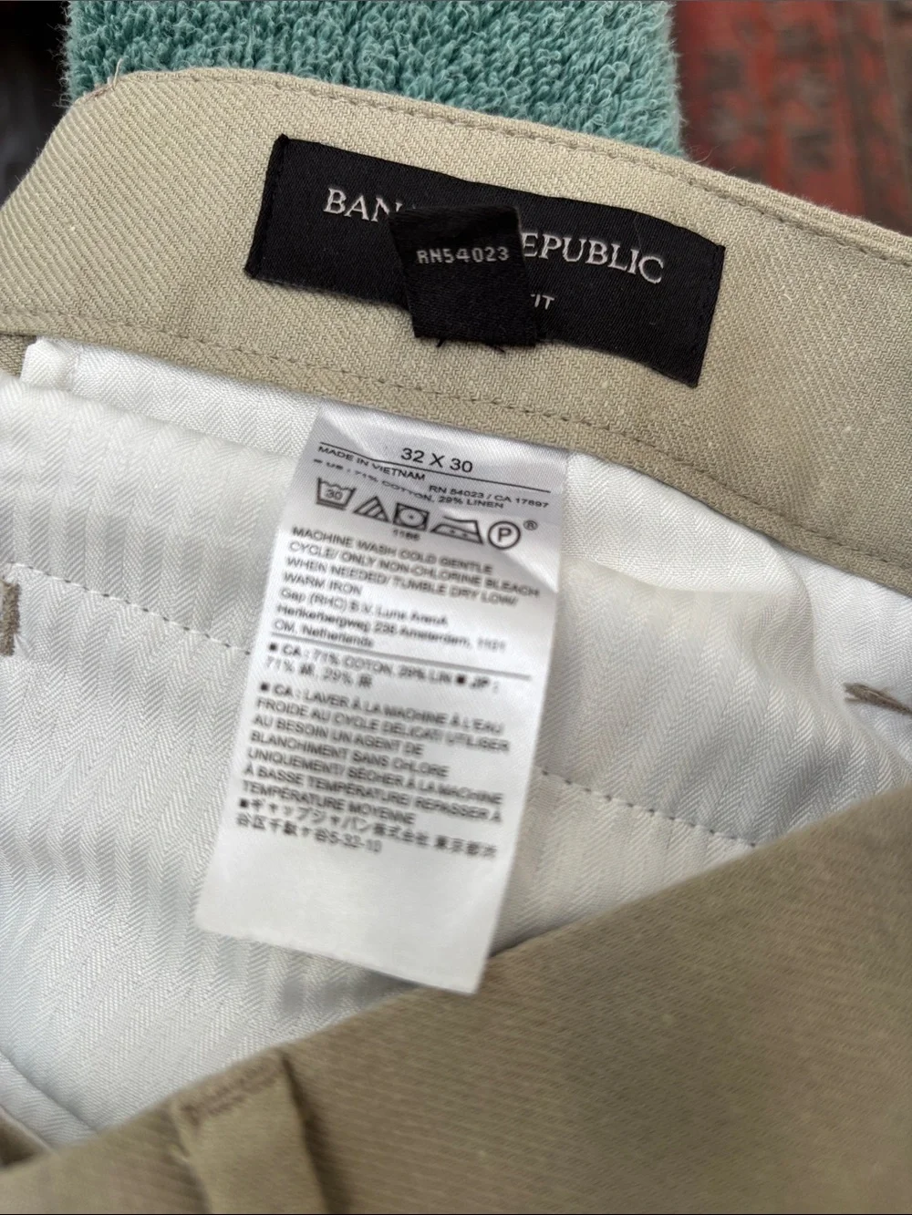 Banana Republic super stylish