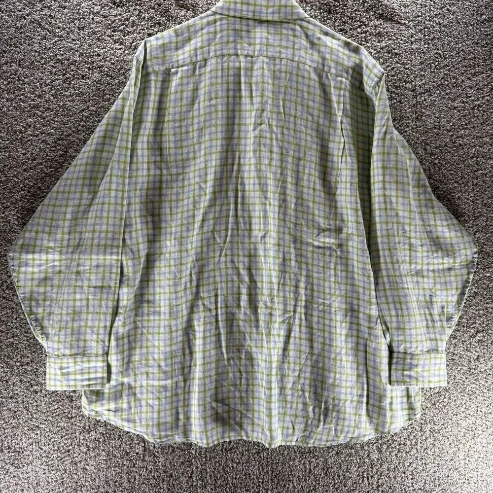 Vineyard Vines this item