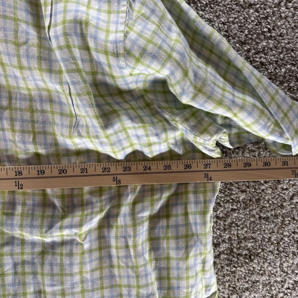 Vineyard Vines this item