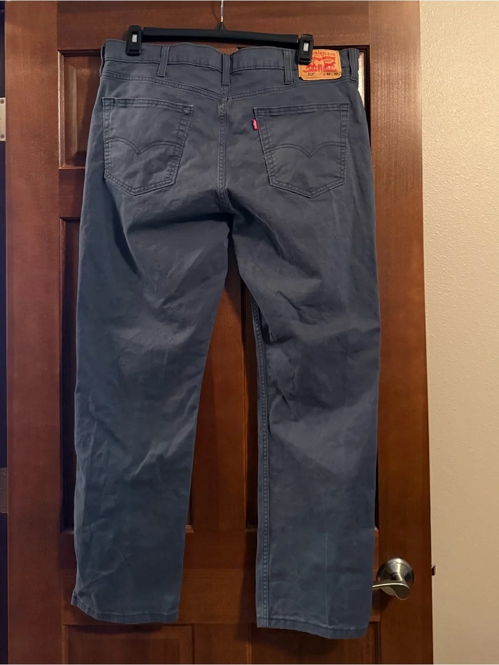 Levi's 514 Straight Fit Jeans in Gray