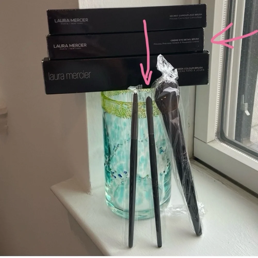 laura mercier pls order