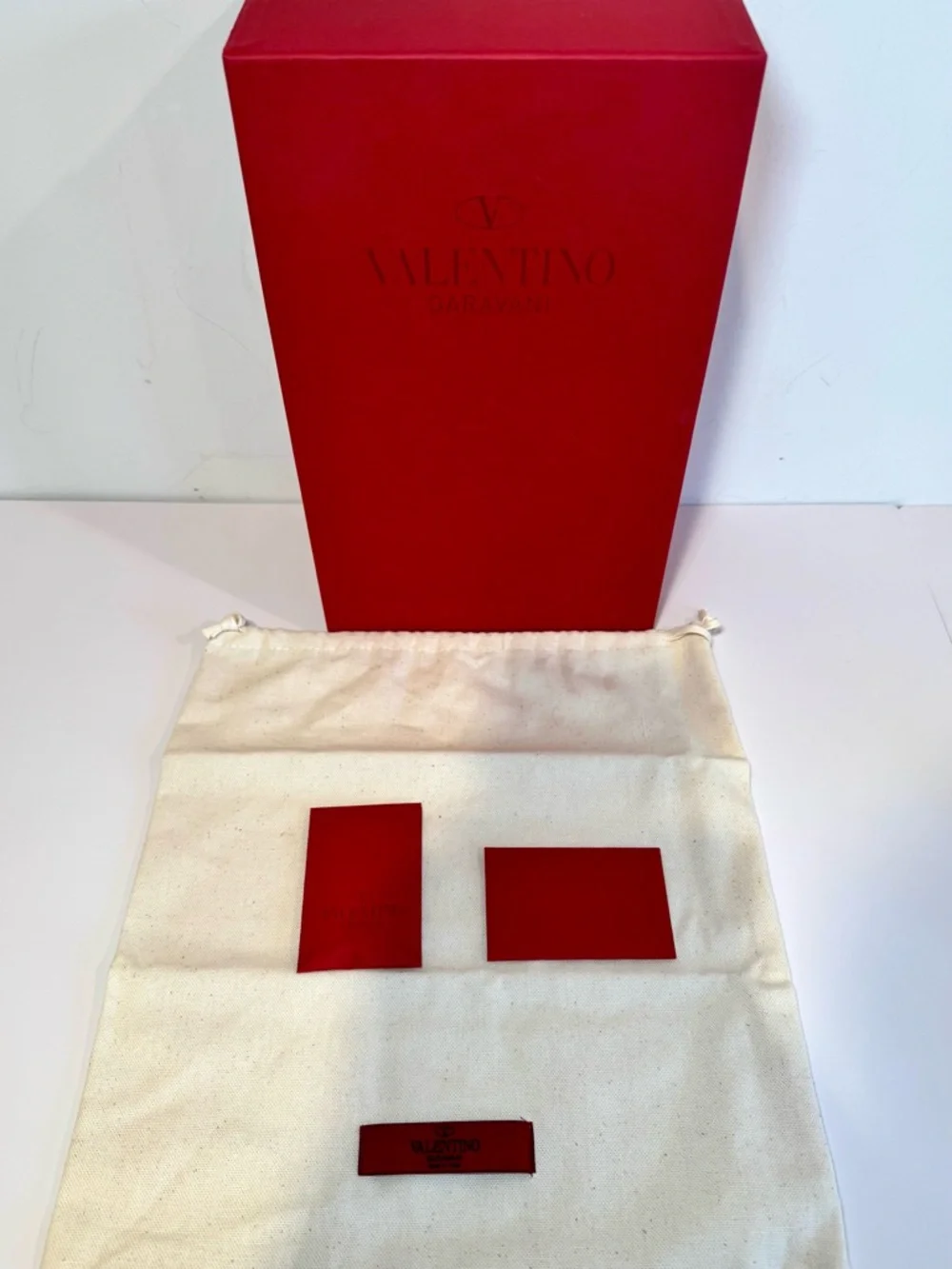 Valentino Garavani nwt valentino
