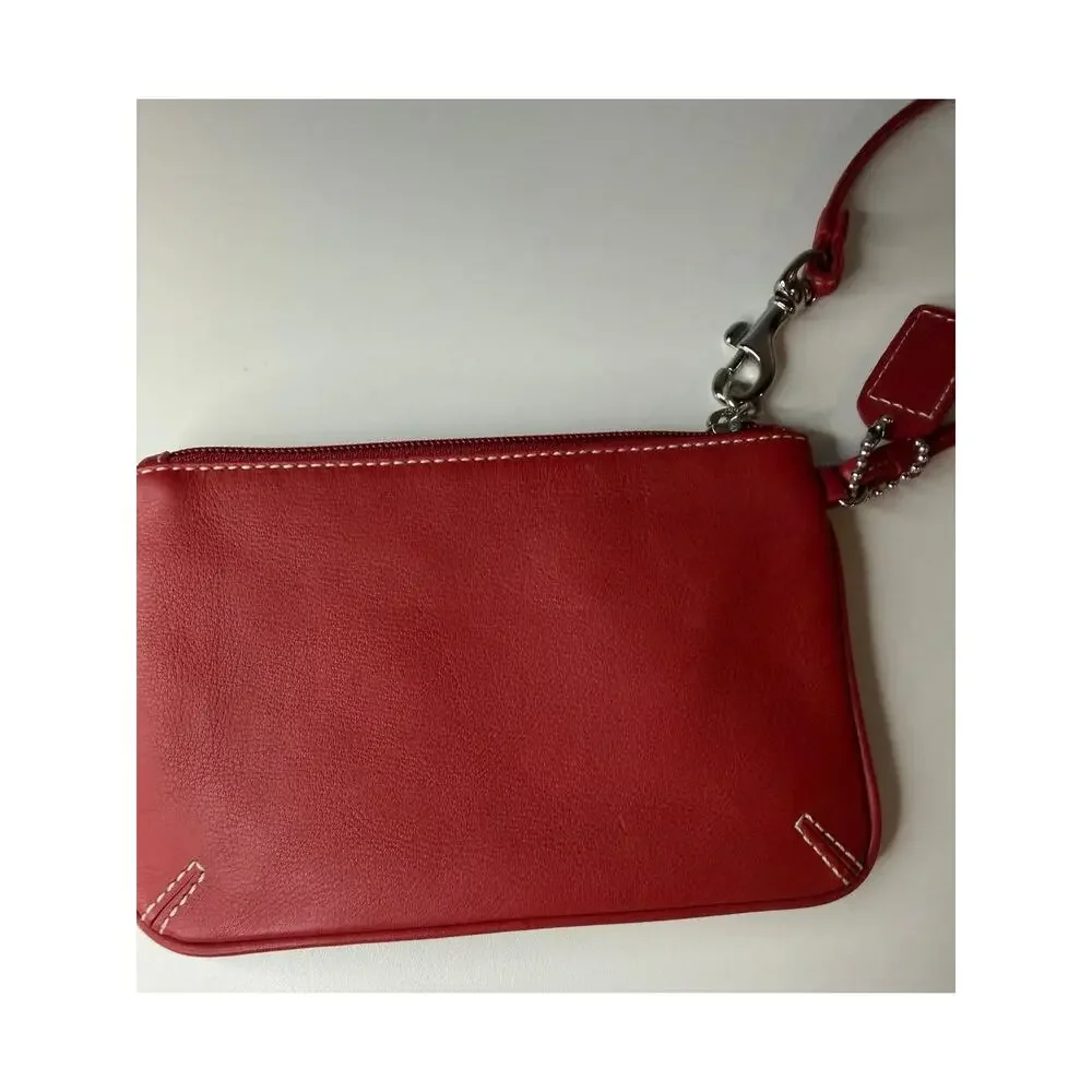 Coach wristlet red