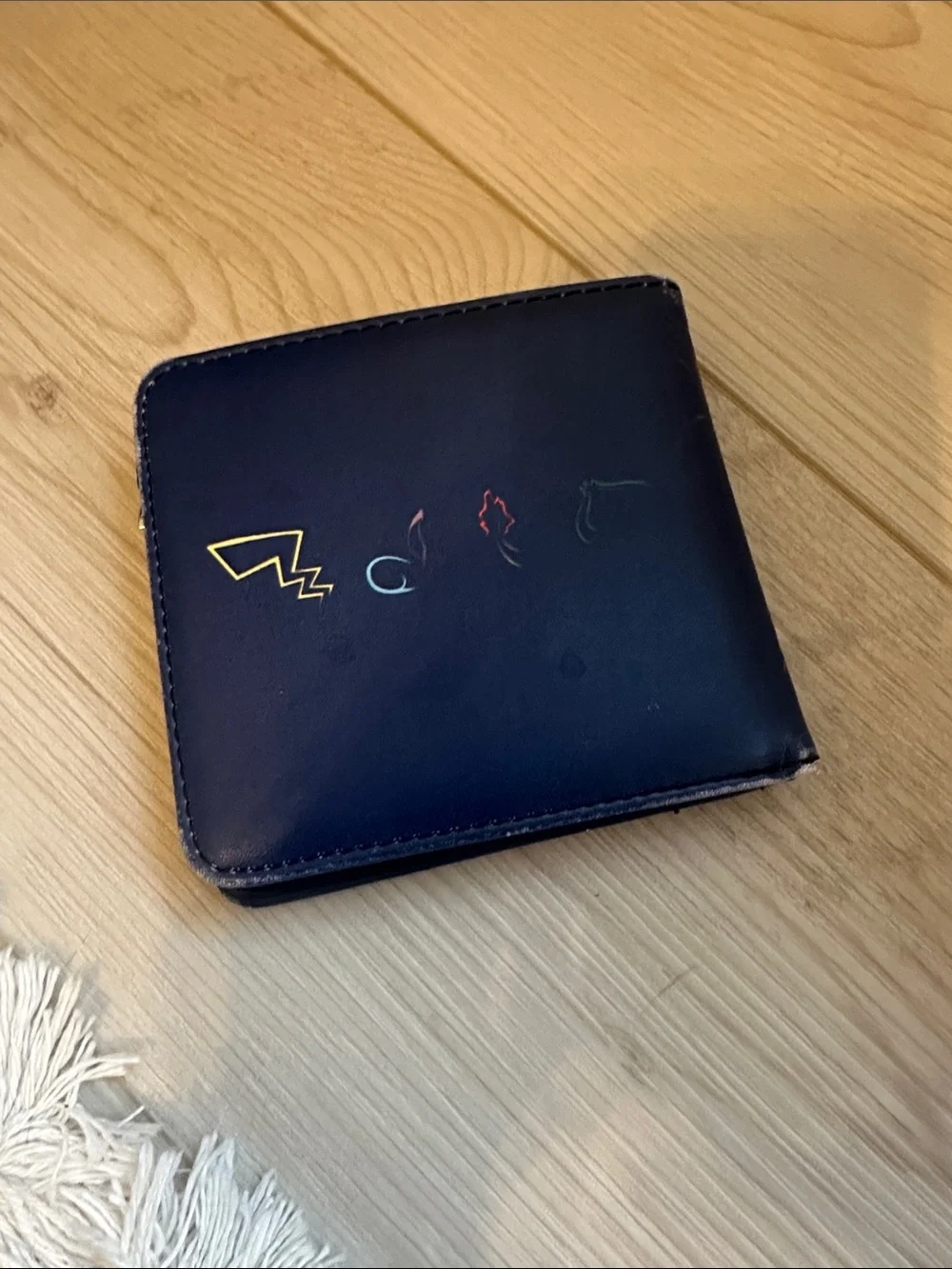 N/A vibrant bifold