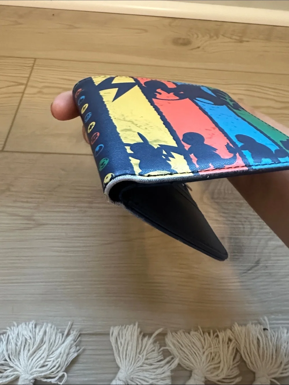 N/A vibrant bifold