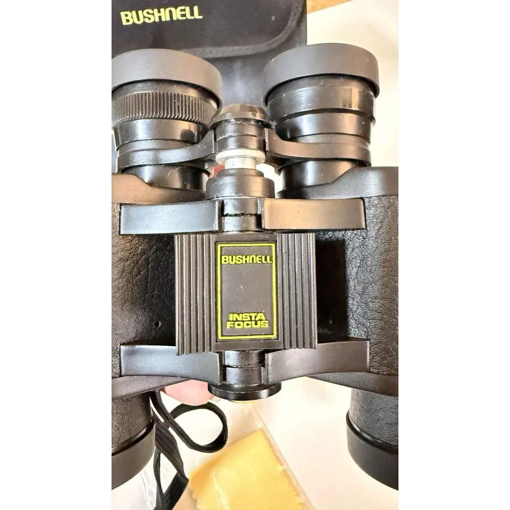 Bushnell Insta Focus‎ 7x35 Binoculars Wide Angle 420FT Case Japan Vintage