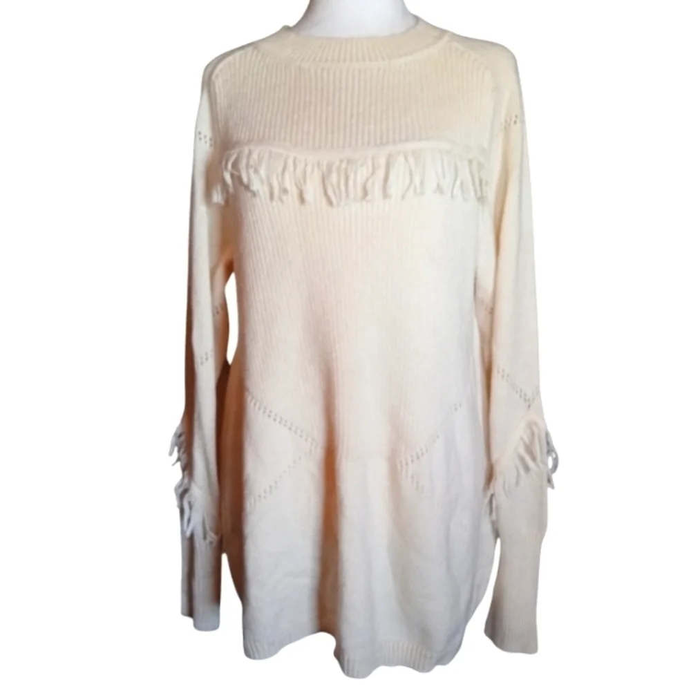 Lane Bryant Cream Color Knitted Pullover Sweater‎ Fringe Detail Size 14/16 Large