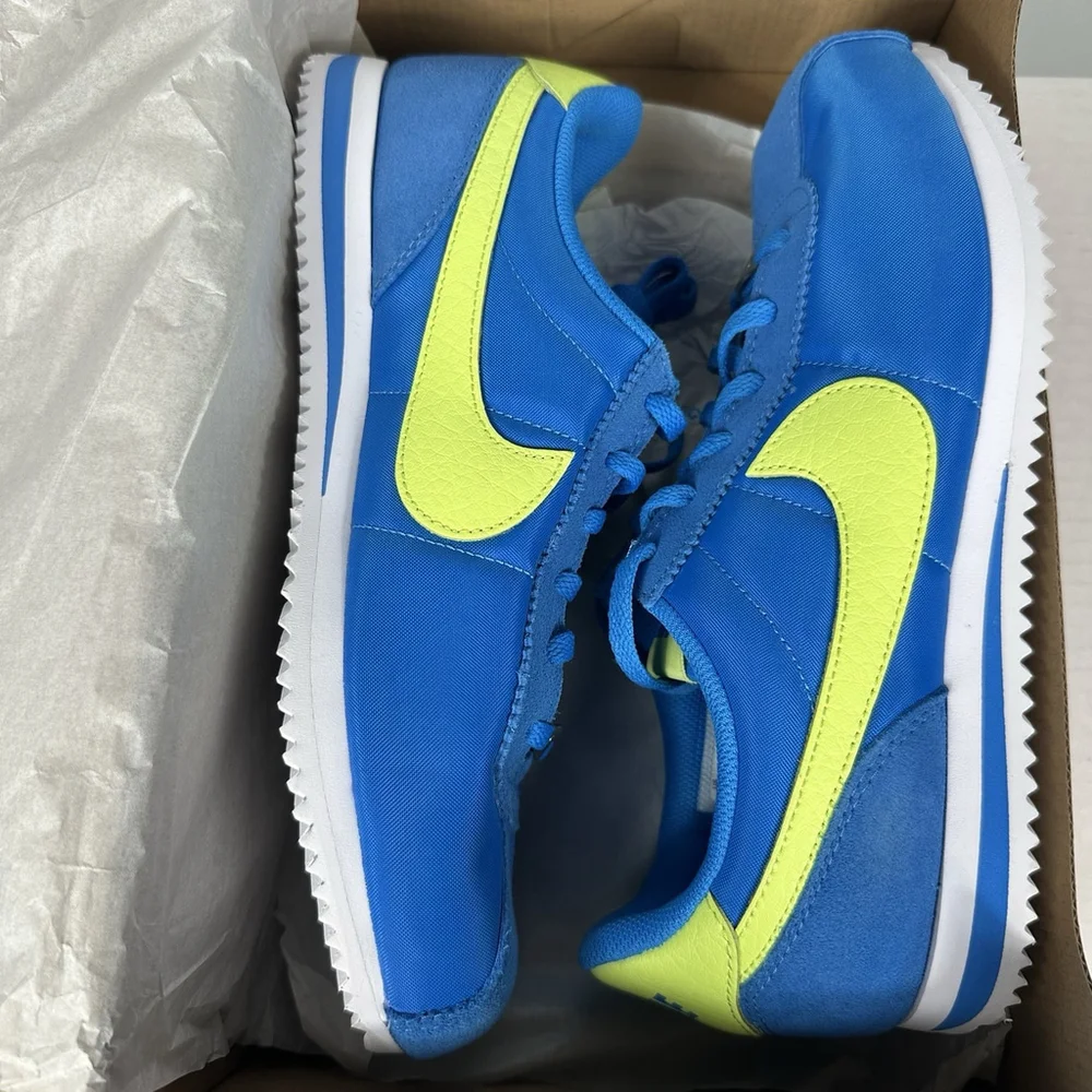 Nike sporty wear