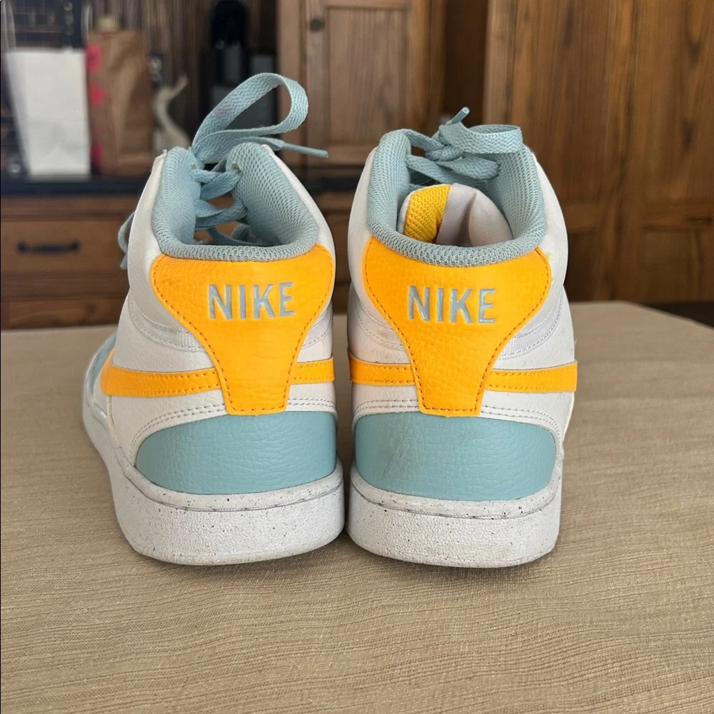 Nike mens court