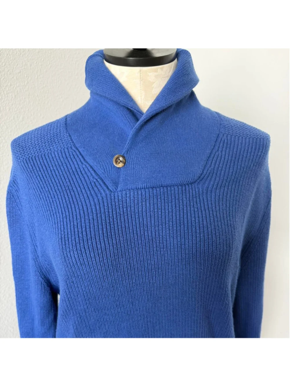 Club Monaco •condition excellent