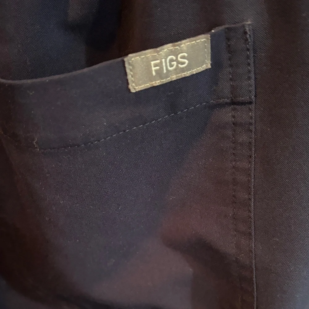 Figs Men's Deep Blue Jogger Pants size M/T