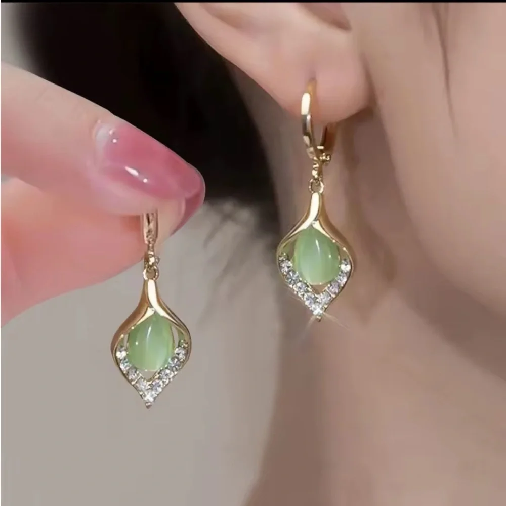Anthropologie star trusted