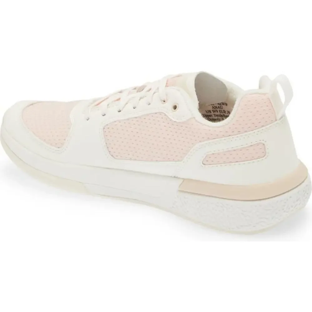 OluKai soft feminine