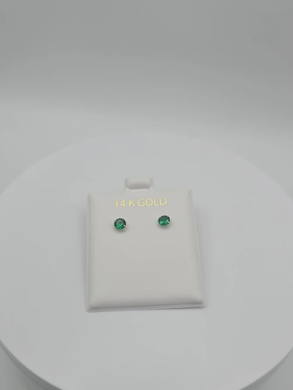 gold earrings classic beautiful