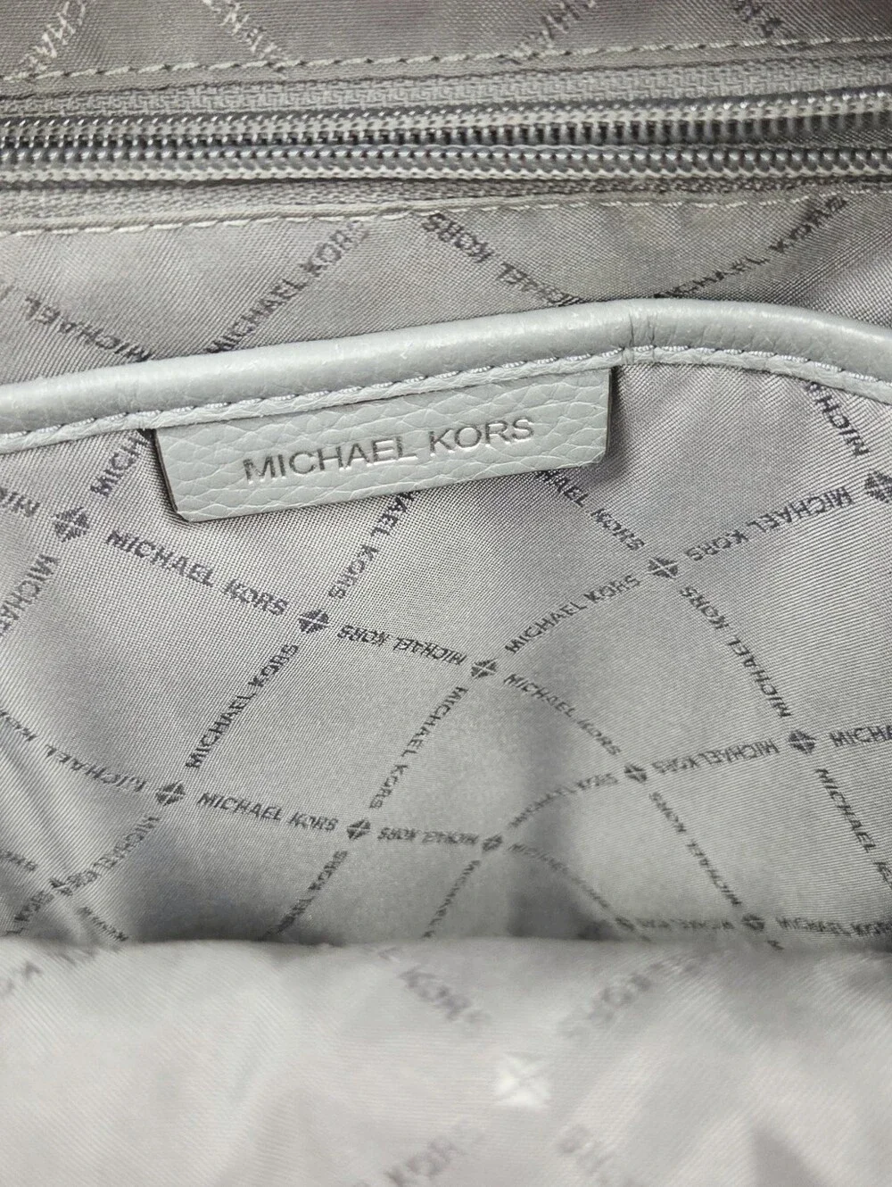Michael Kors compact michael