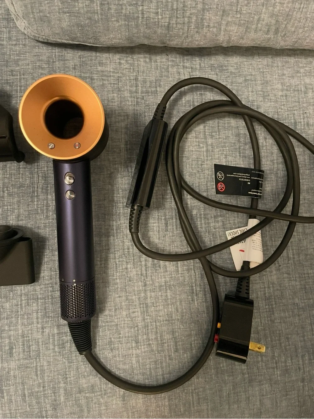 Dyson Supersonic Hair Dryer with Attachments - Black/Purple