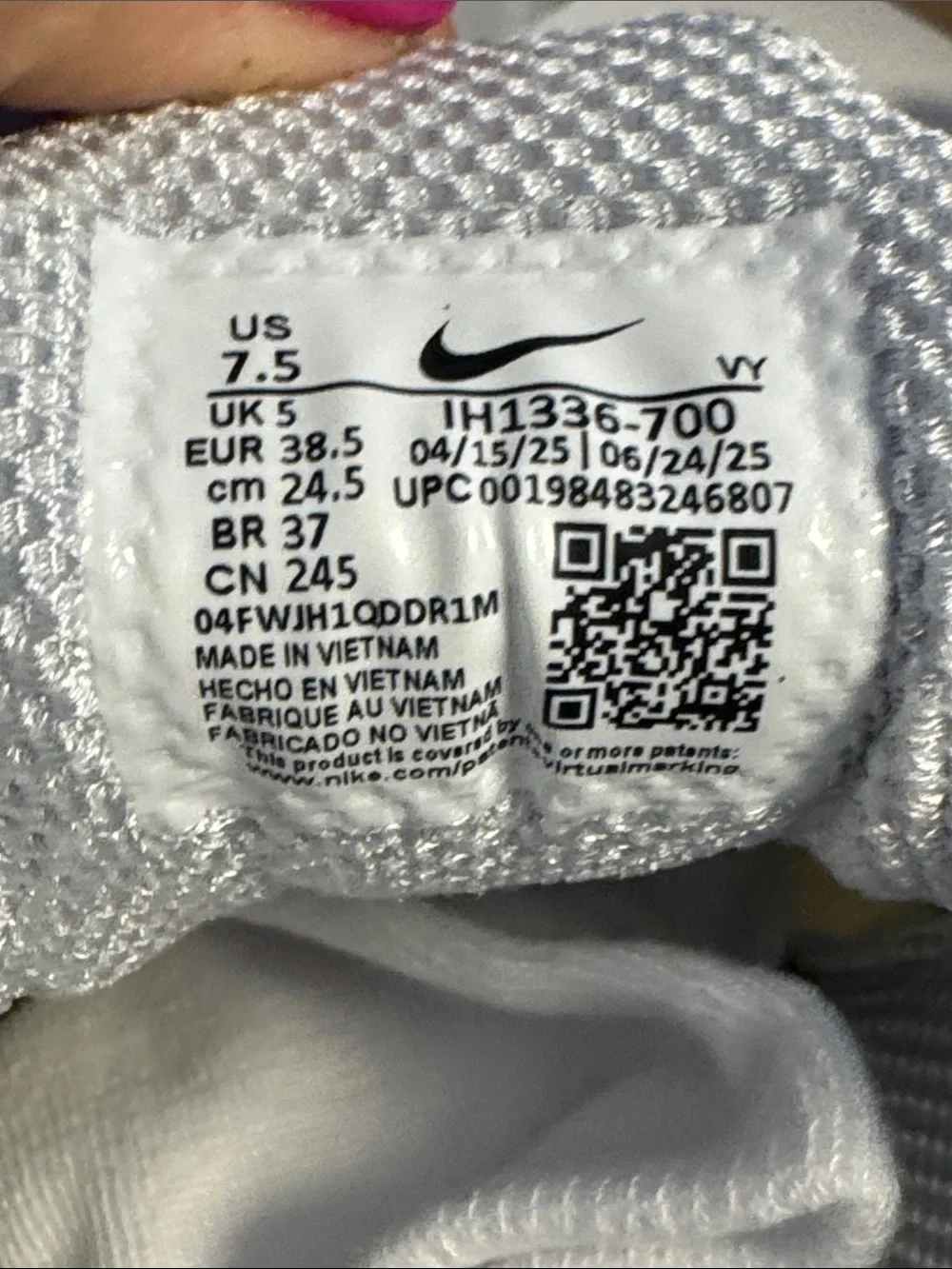 Nike lightweight breathable