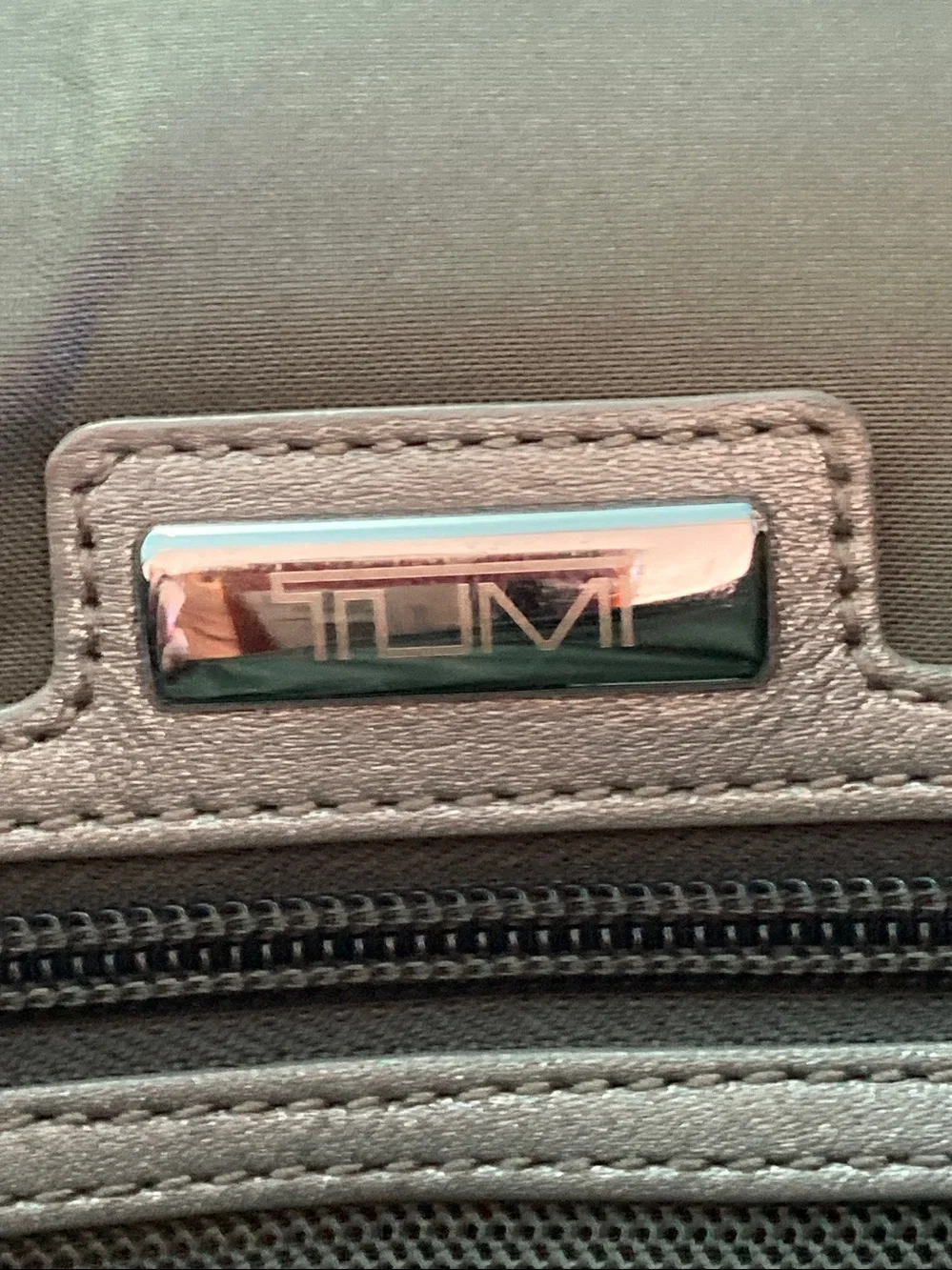 Tumi alpha lxt