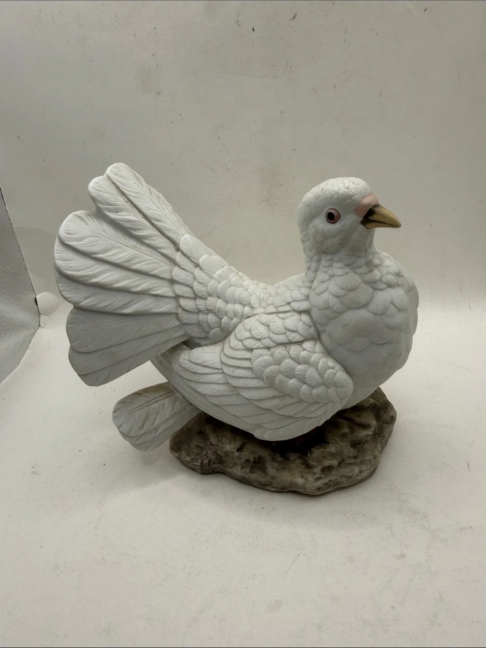 Vtg Andrea Sadek Fan Tail Dove Porcelain Figurine White Bird Statue Collectible