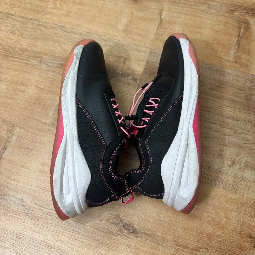 Clove nursing shoes