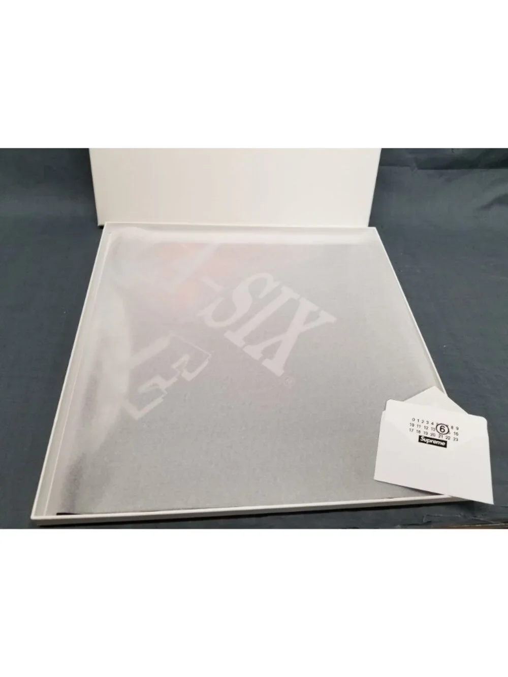 Supreme MM6 Maison Margiela Eagle Silk Scarf Multicolor SS26 One Size BRAND NEW