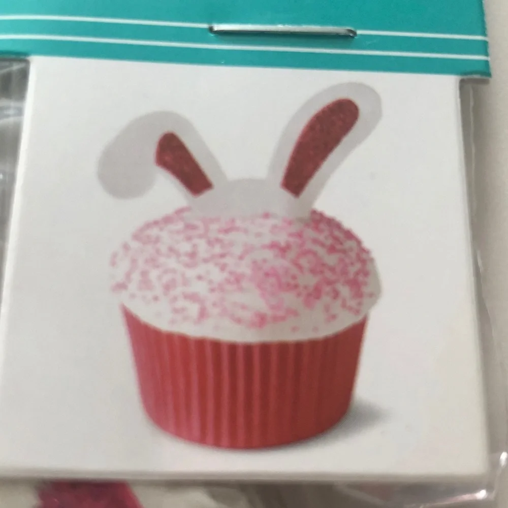 Wilton cupcake toppers