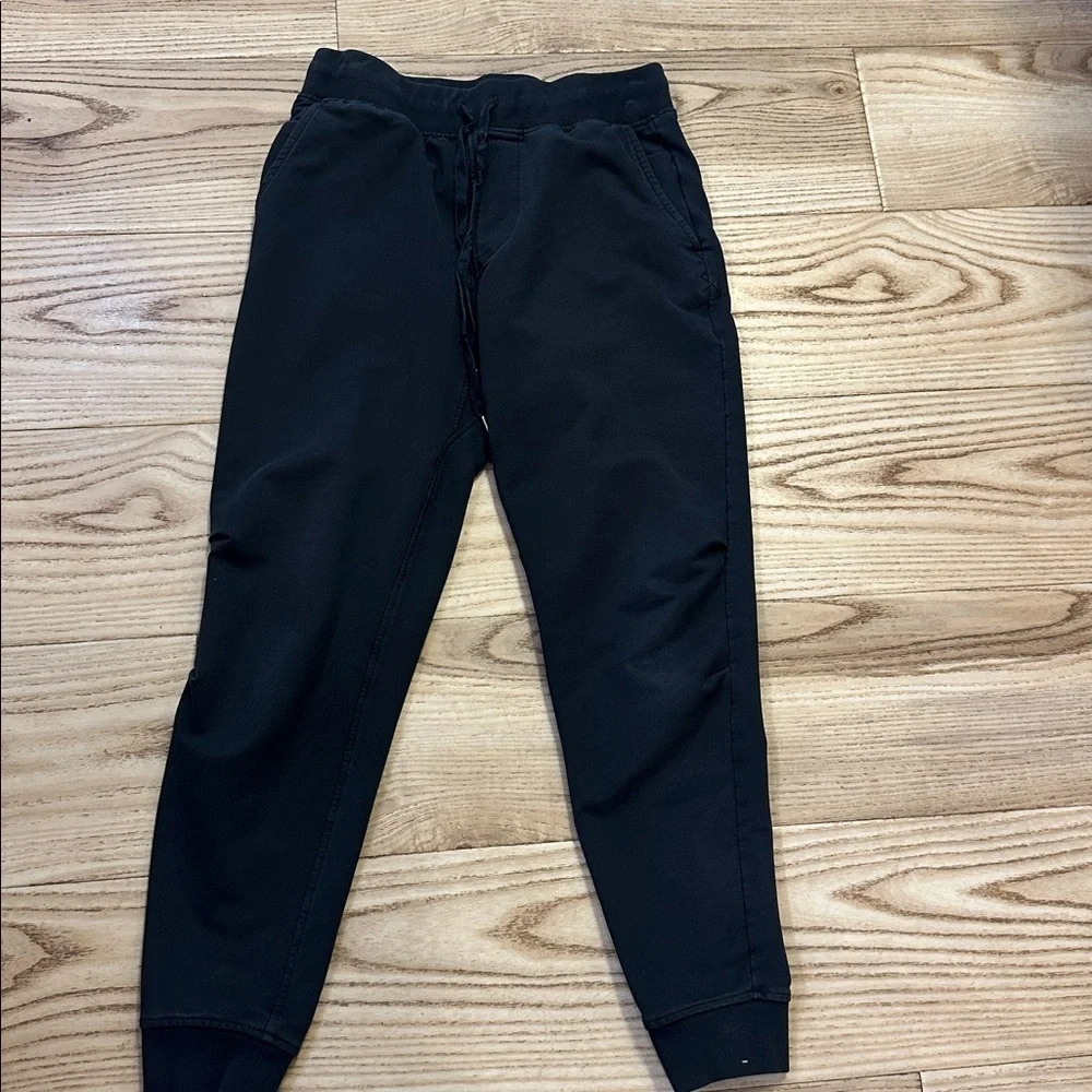 Cuts Clothing men’s xsmall
