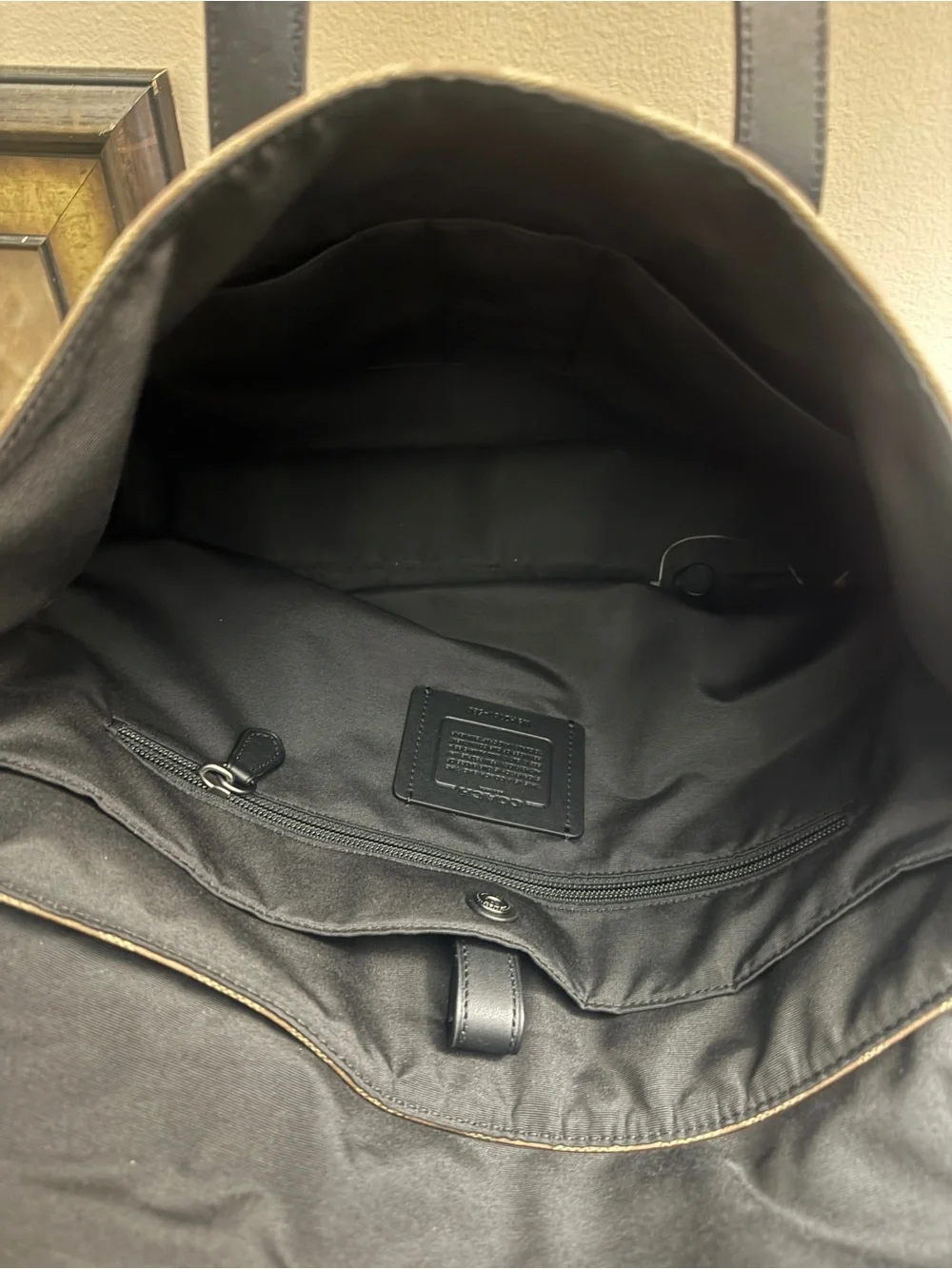 Coach classic messenger