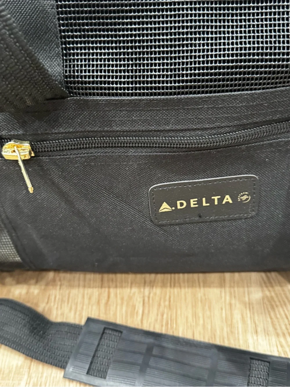 Delta deluxe pet
