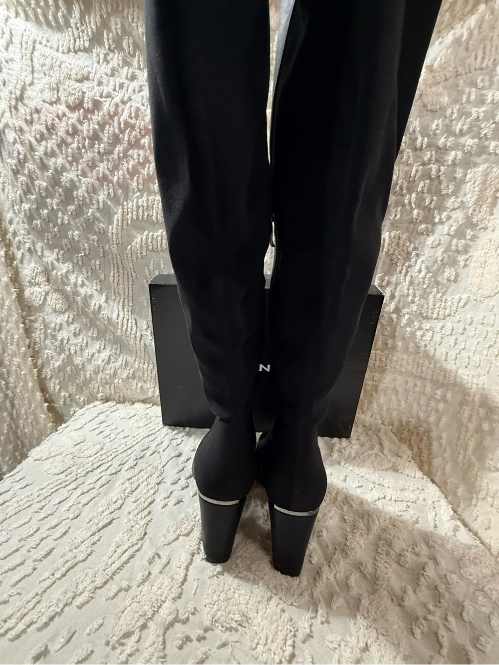 Dkny sleek over