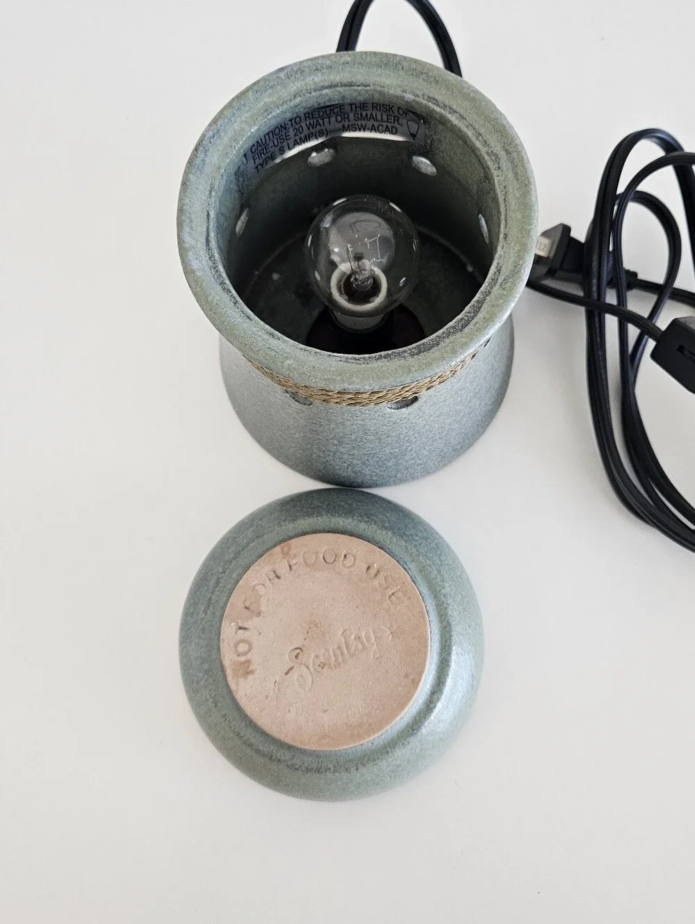 Scentsy plug wax
