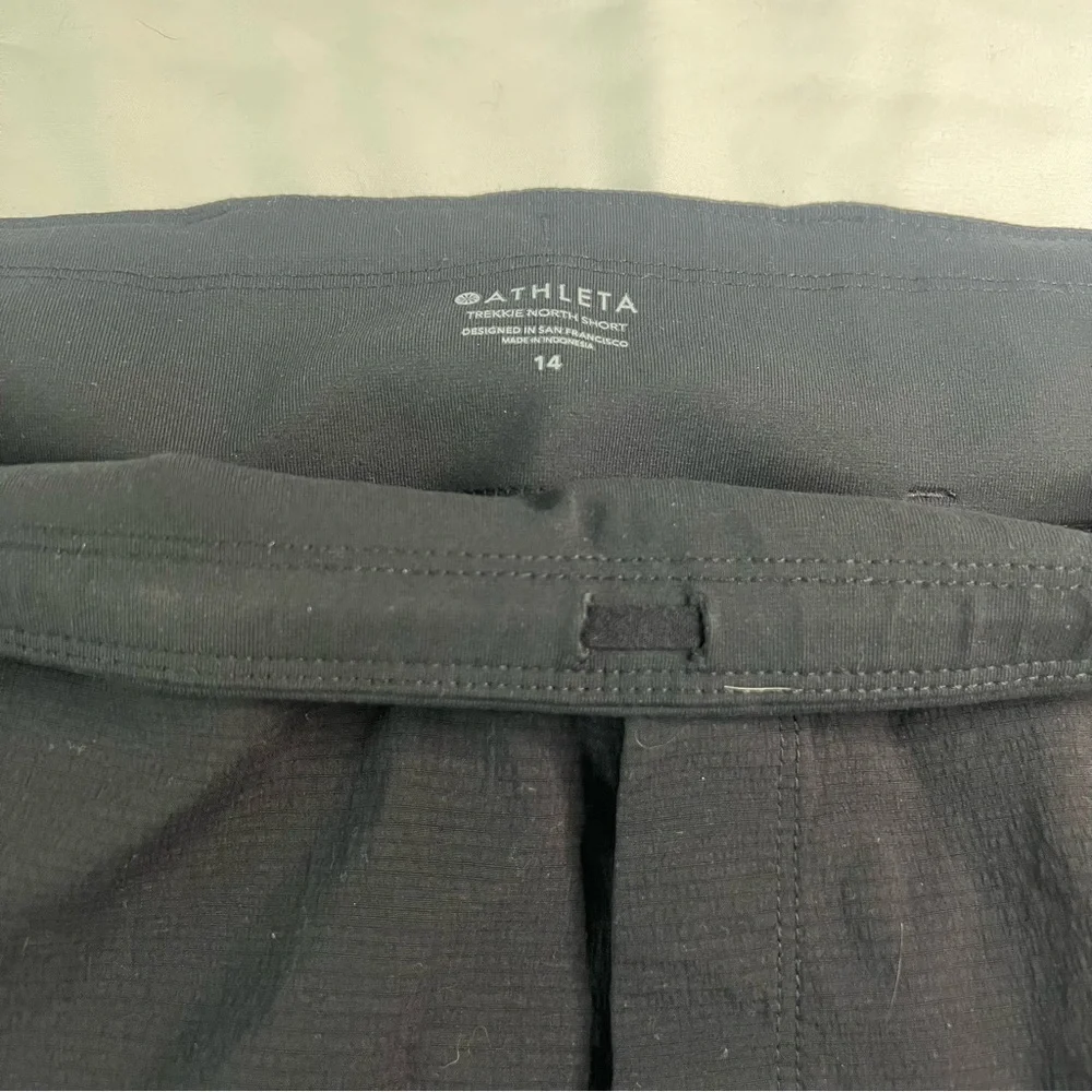 Athleta sleek black