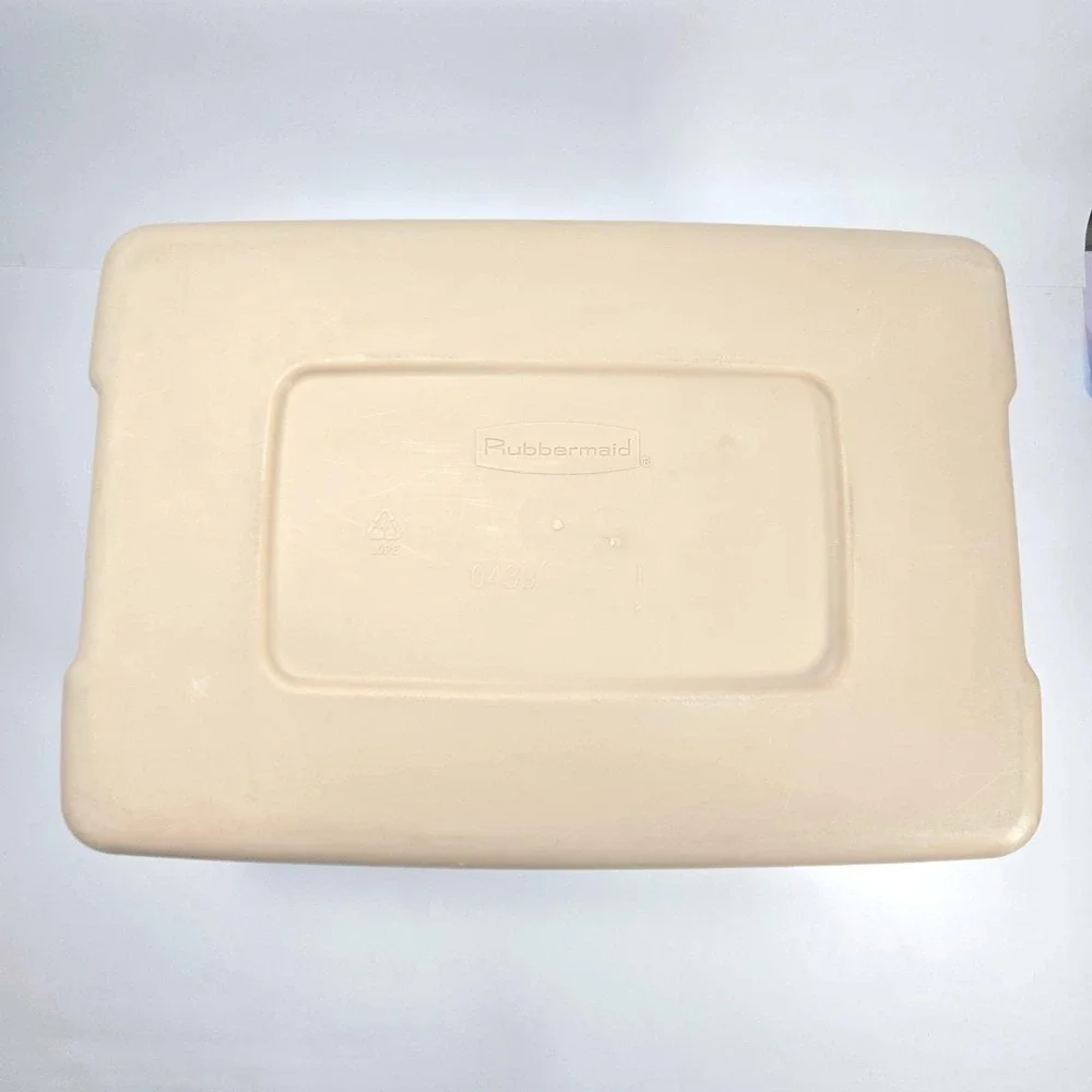 Rubbermaid excellent clean