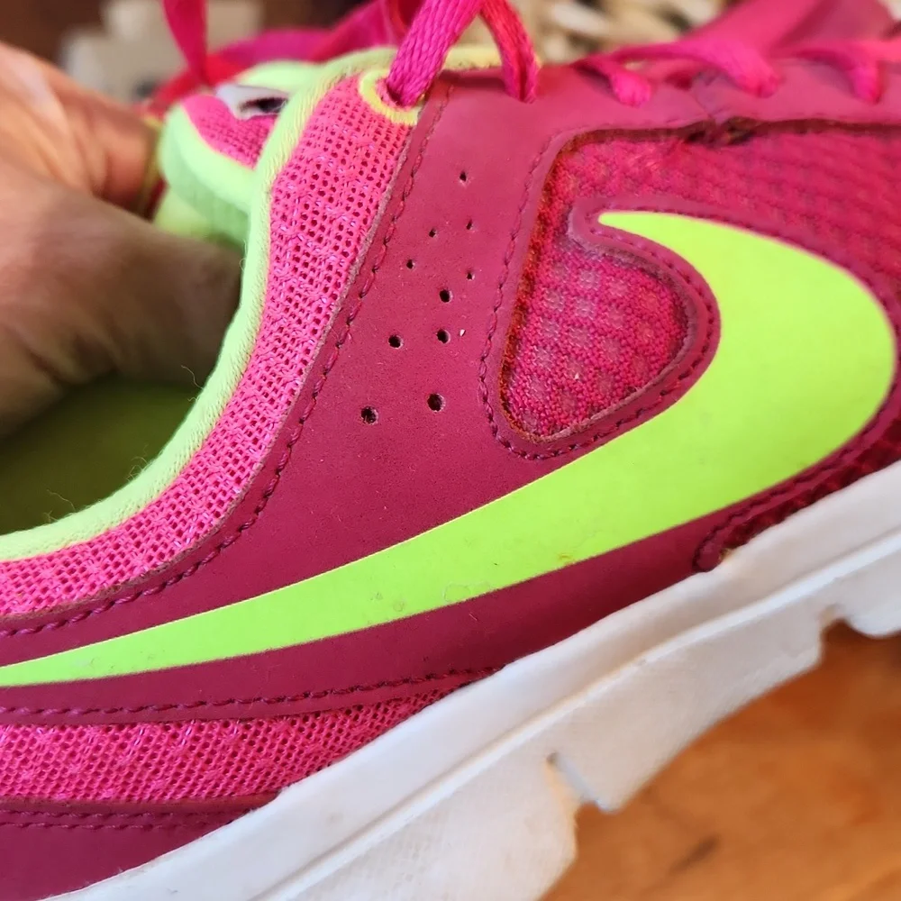 Nike preowned good