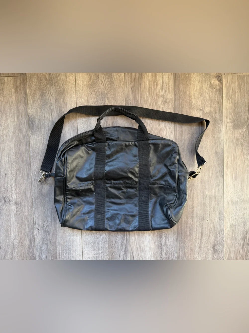 Black Men's Leather Messenger Bag - Unbranded