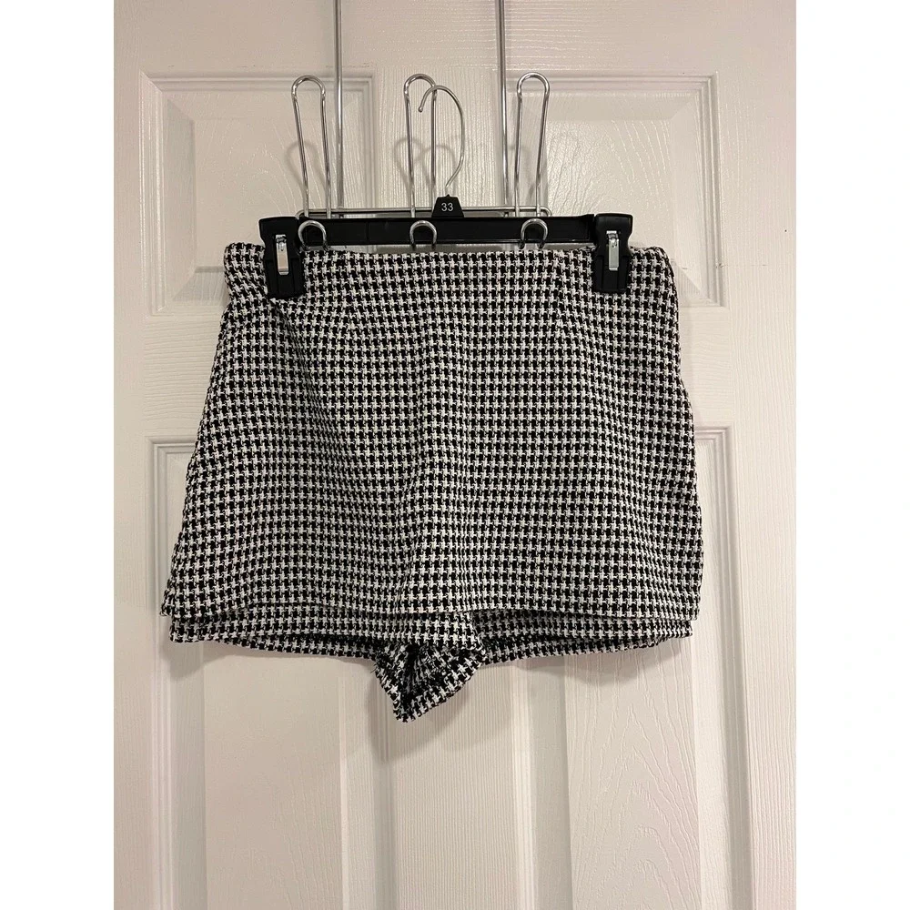 Zara Womens Black White‎ Houndstooth Tweed Skort Side Zip High Waist Size Medium