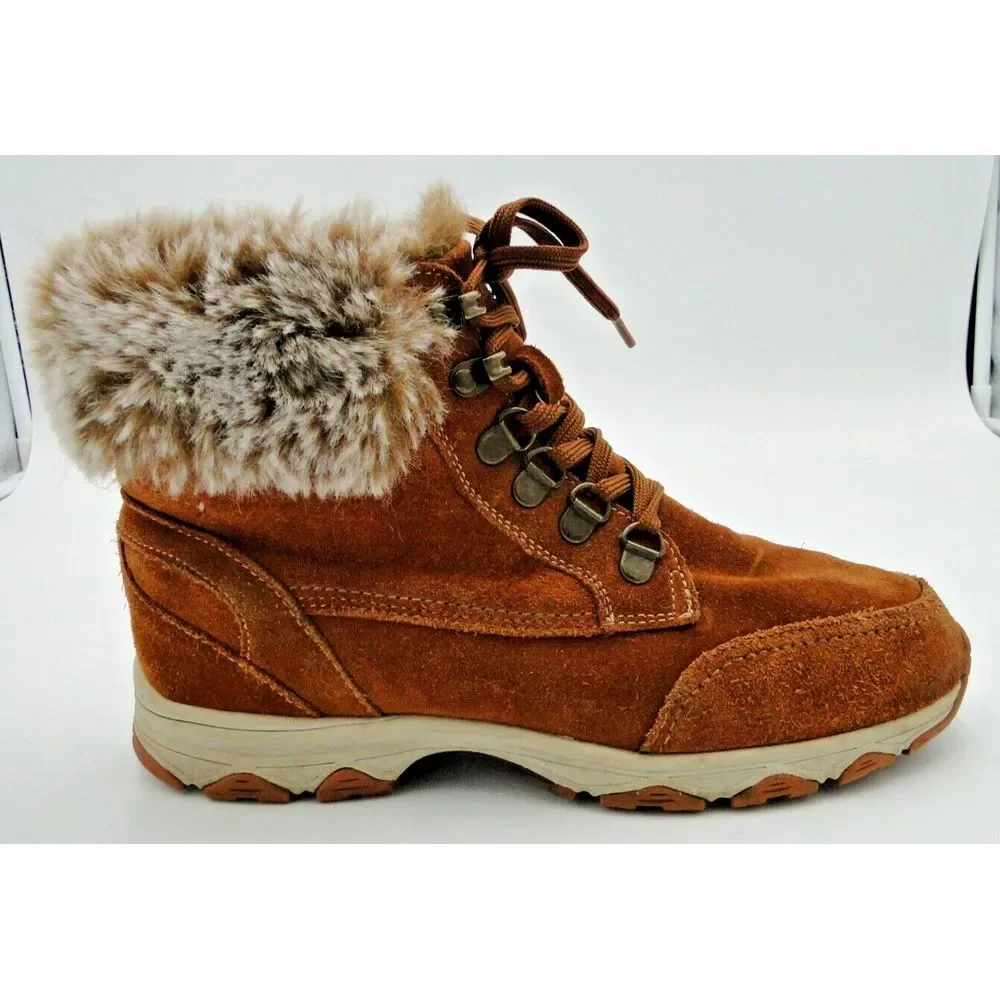 G.H Bass Alaska Womens Boots Water Resistant Chestnut Color w/Faux Fur Size 7.5M