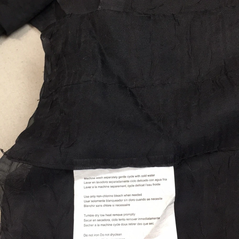 N/A black pocket