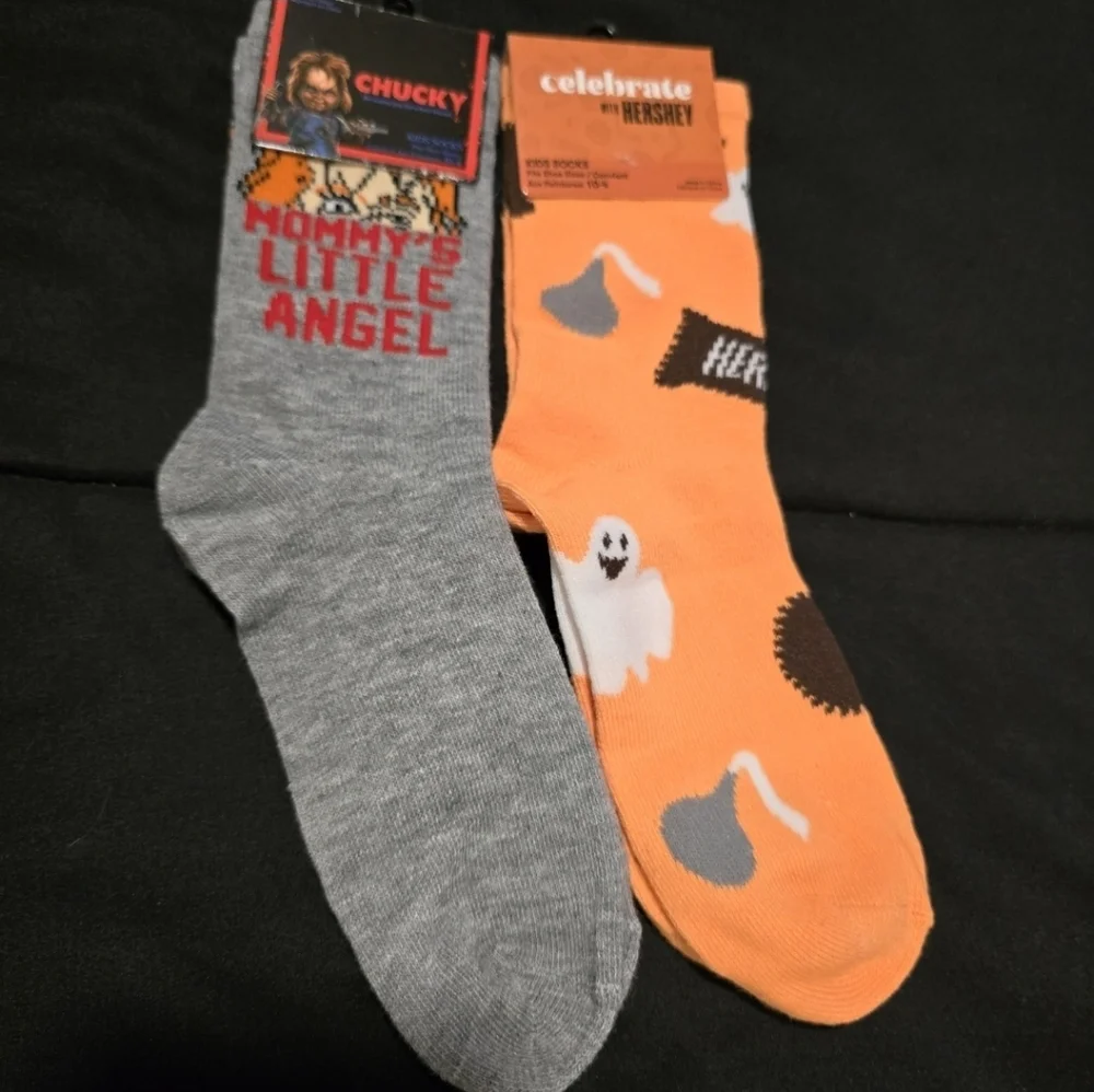 Chucky Hersheys Candy Halloween Socks Gray Orange NWT‎ Size 10-4