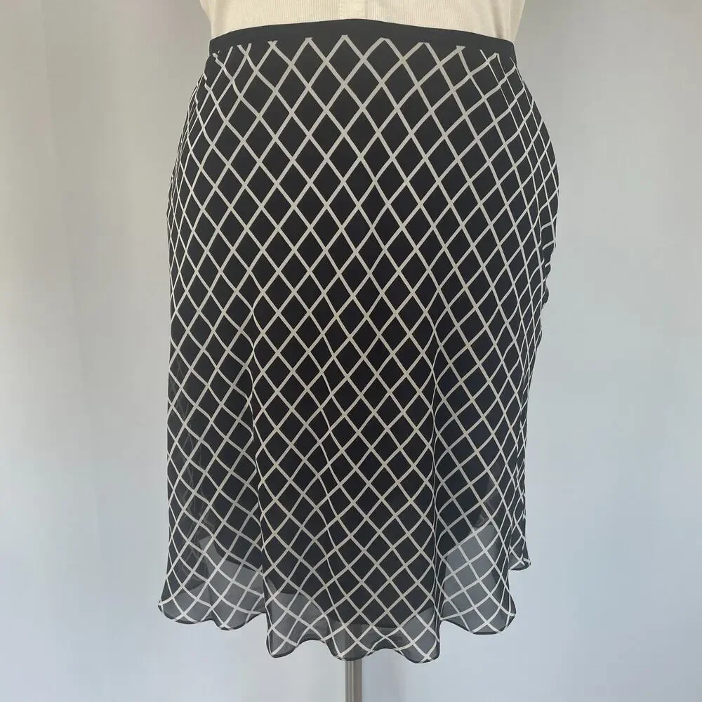 Jones New York Skirt Size 14 Navy White Windowpane Minimal Chiffon Flowy Office