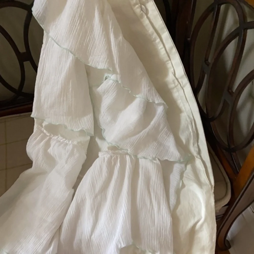 Anthropologie Ruffled White Toddler Duvet