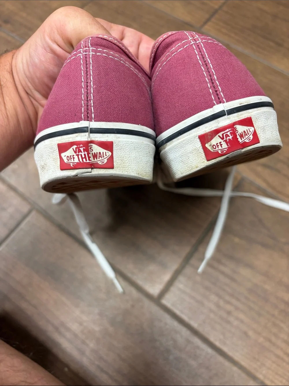 Vans low top